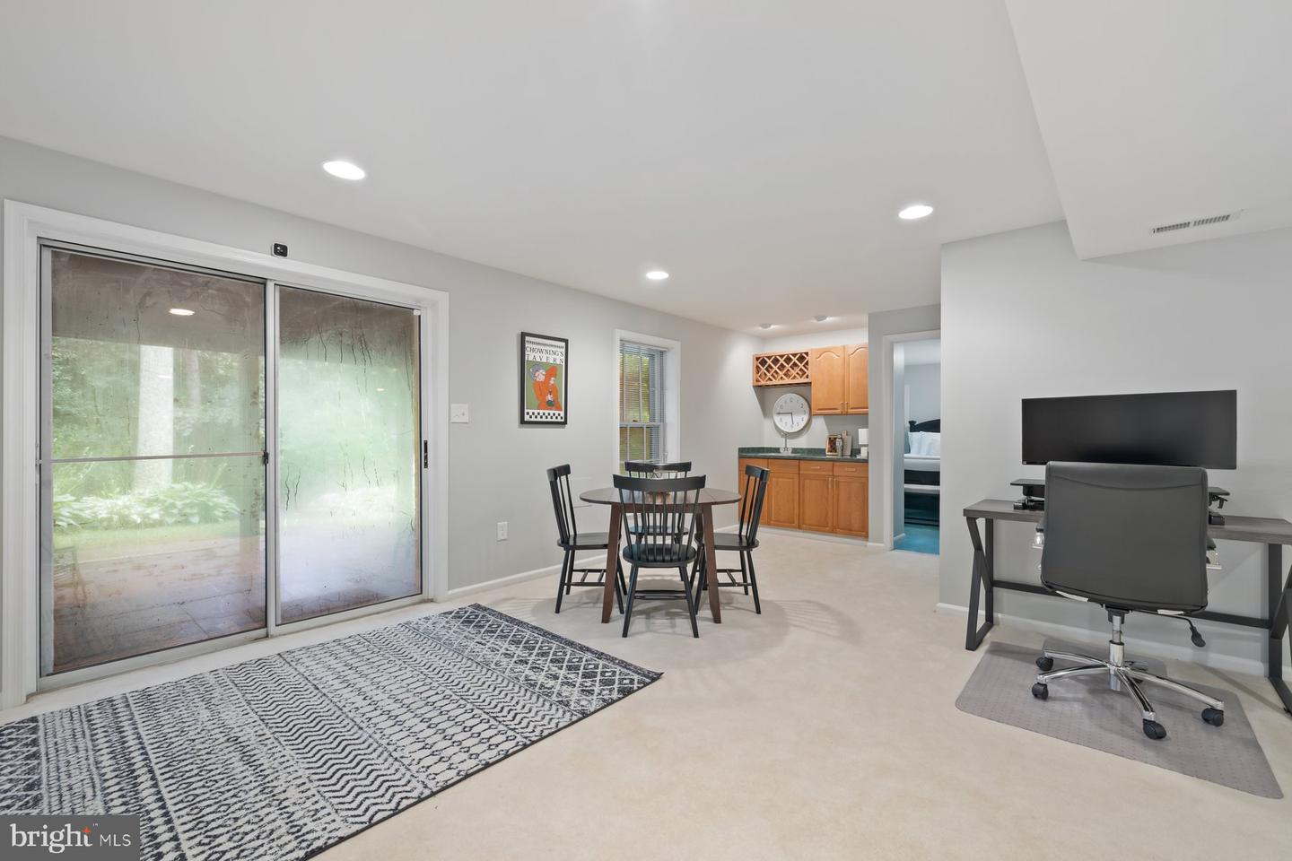 9123 LAKELAND VALLEY CT, SPRINGFIELD, Virginia 22153, 5 Bedrooms Bedrooms, ,3 BathroomsBathrooms,Residential,For sale,9123 LAKELAND VALLEY CT,VAFX2247402 MLS # VAFX2247402