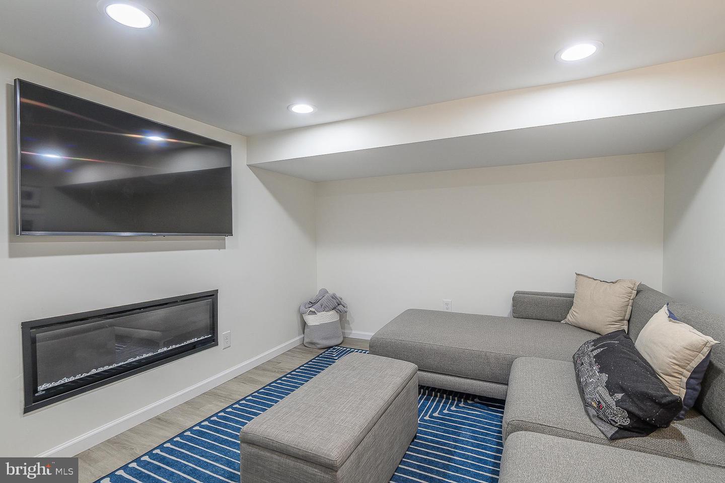 1415 AMES PL NE, WASHINGTON, District Of Columbia 20002, 3 Bedrooms Bedrooms, 10 Rooms Rooms,3 BathroomsBathrooms,Residential,For sale,1415 AMES PL NE,DCDC2205762 MLS # DCDC2205762