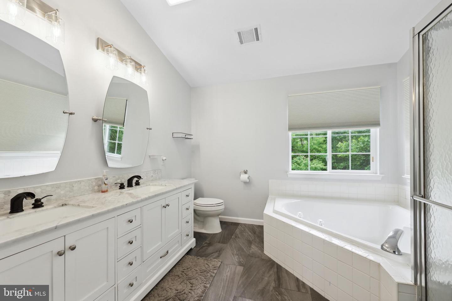 2932 NICELY CT, DUMFRIES, Virginia 22026, 5 Bedrooms Bedrooms, ,3 BathroomsBathrooms,Residential,For sale,2932 NICELY CT,VAPW2097056 MLS # VAPW2097056