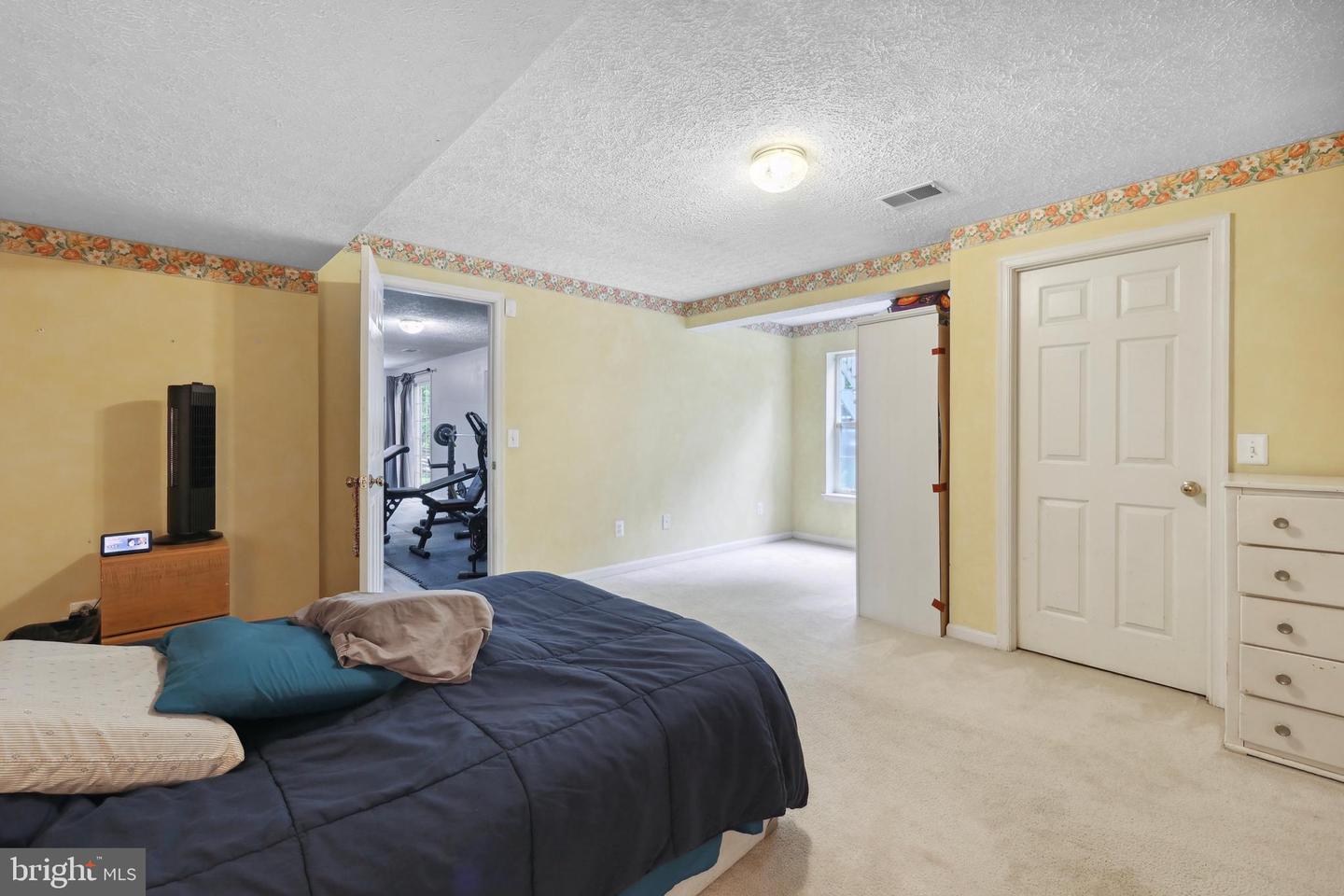 2932 NICELY CT, DUMFRIES, Virginia 22026, 5 Bedrooms Bedrooms, ,3 BathroomsBathrooms,Residential,For sale,2932 NICELY CT,VAPW2097056 MLS # VAPW2097056