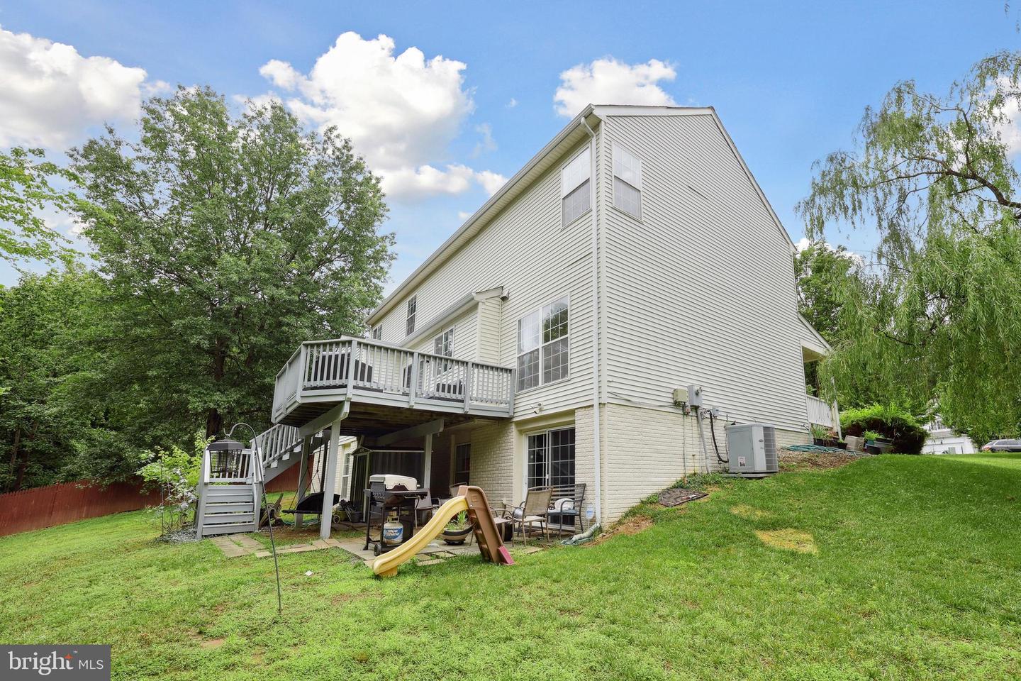 2932 NICELY CT, DUMFRIES, Virginia 22026, 5 Bedrooms Bedrooms, ,3 BathroomsBathrooms,Residential,For sale,2932 NICELY CT,VAPW2097056 MLS # VAPW2097056