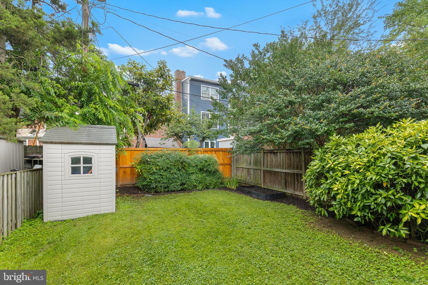 2015 20TH RD N, ARLINGTON, Virginia 22201, 2 Bedrooms Bedrooms, ,2 BathroomsBathrooms,Residential,For sale,2015 20TH RD N,VAAR2059160 MLS # VAAR2059160
