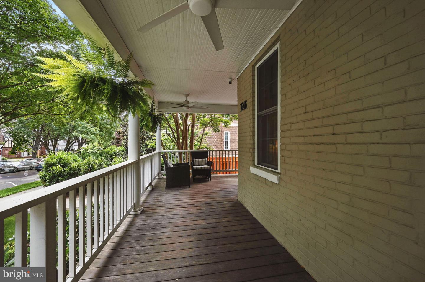 1646 FOXHALL RD NW, WASHINGTON, District Of Columbia 20007, 3 Bedrooms Bedrooms, ,3 BathroomsBathrooms,Residential,For sale,1646 FOXHALL RD NW,DCDC2205622 MLS # DCDC2205622