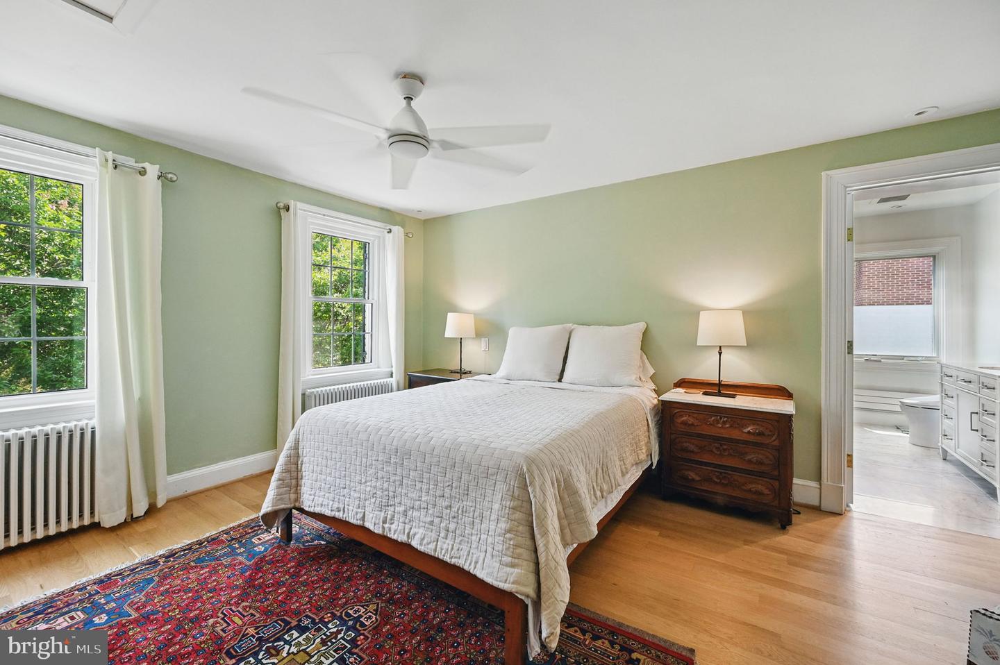 1646 FOXHALL RD NW, WASHINGTON, District Of Columbia 20007, 3 Bedrooms Bedrooms, ,3 BathroomsBathrooms,Residential,For sale,1646 FOXHALL RD NW,DCDC2205622 MLS # DCDC2205622