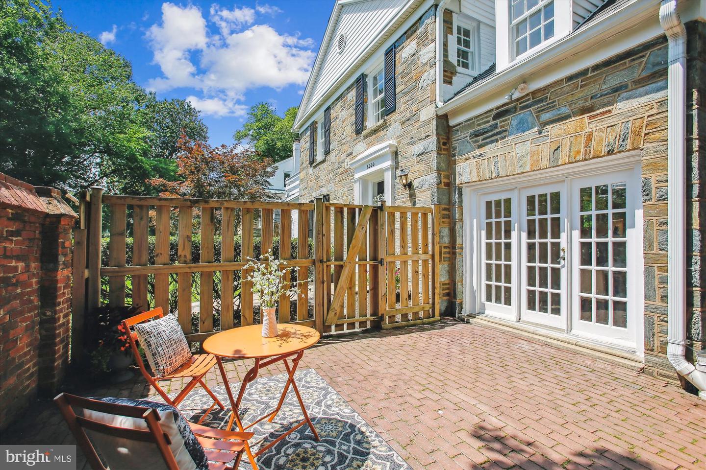 6000 FORT HUNT RD, ALEXANDRIA, Virginia 22307, 3 Bedrooms Bedrooms, ,2 BathroomsBathrooms,Residential,For sale,6000 FORT HUNT RD,VAFX2247356 MLS # VAFX2247356