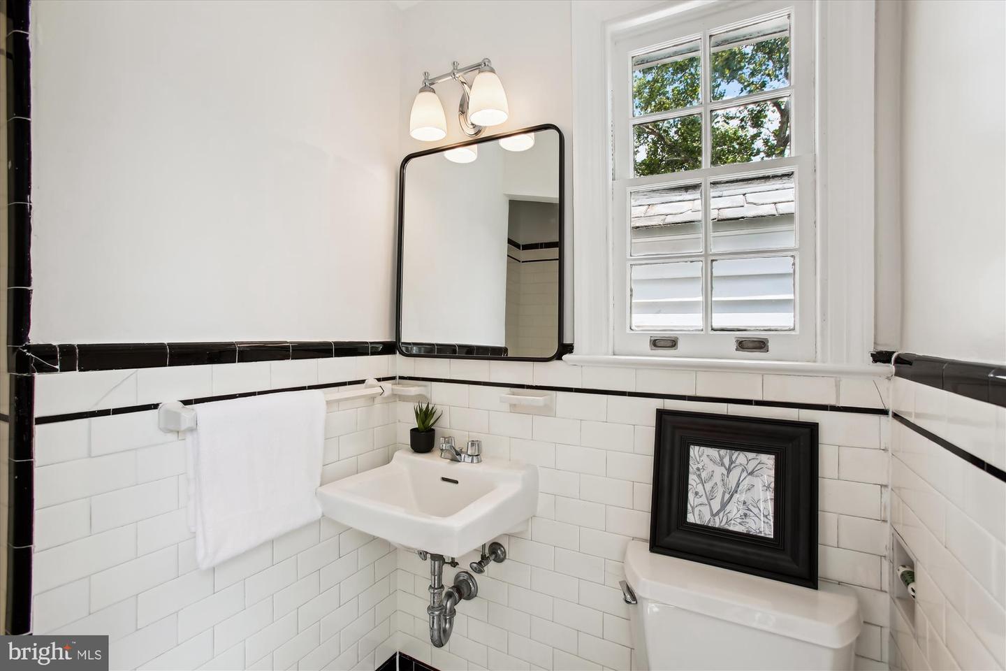 6000 FORT HUNT RD, ALEXANDRIA, Virginia 22307, 3 Bedrooms Bedrooms, ,2 BathroomsBathrooms,Residential,For sale,6000 FORT HUNT RD,VAFX2247356 MLS # VAFX2247356