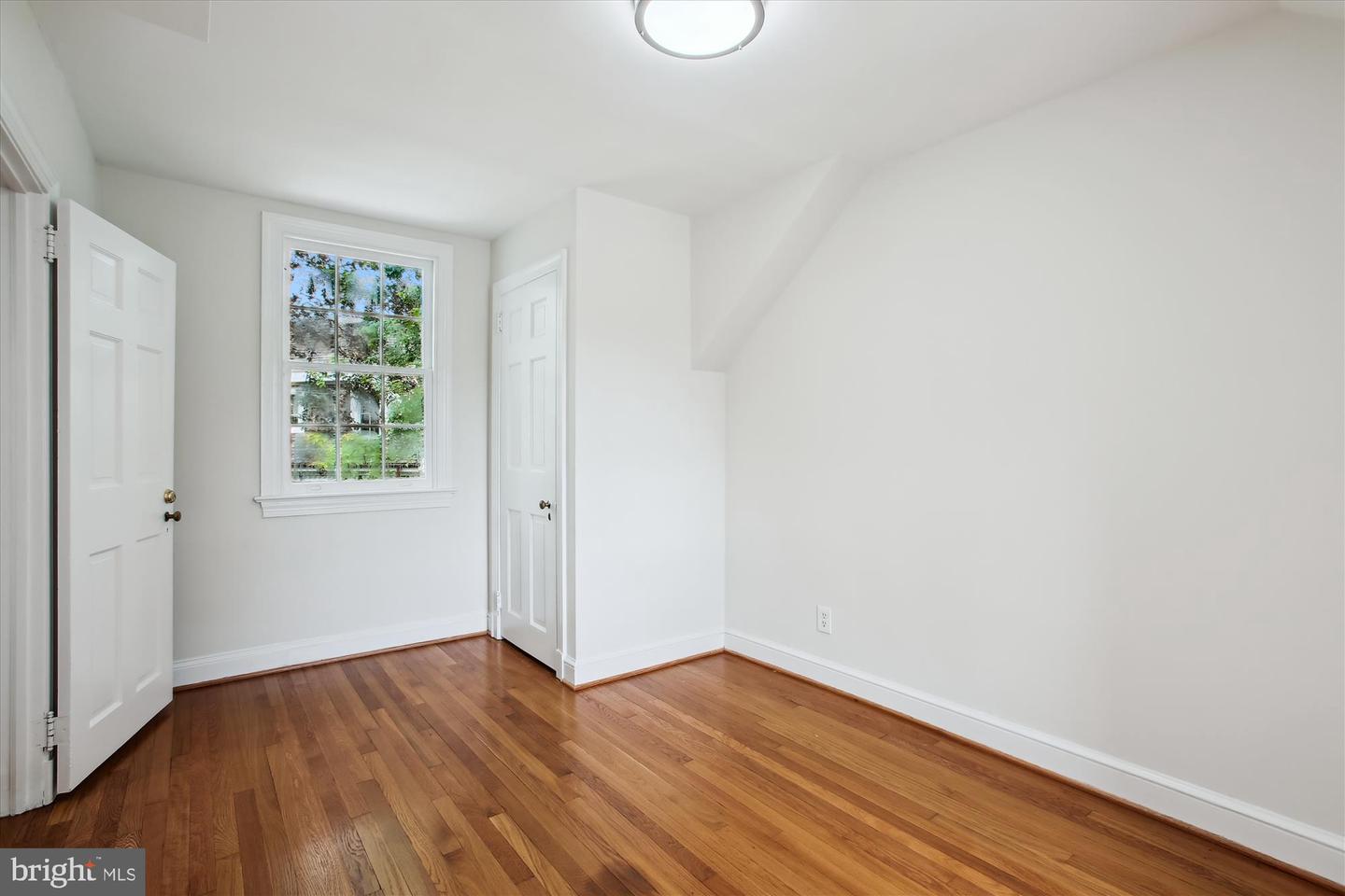 6000 FORT HUNT RD, ALEXANDRIA, Virginia 22307, 3 Bedrooms Bedrooms, ,2 BathroomsBathrooms,Residential,For sale,6000 FORT HUNT RD,VAFX2247356 MLS # VAFX2247356