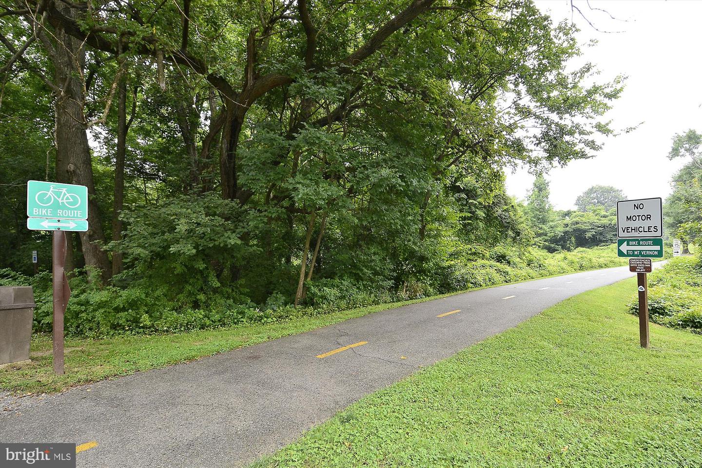 6000 FORT HUNT RD, ALEXANDRIA, Virginia 22307, 3 Bedrooms Bedrooms, ,2 BathroomsBathrooms,Residential,For sale,6000 FORT HUNT RD,VAFX2247356 MLS # VAFX2247356