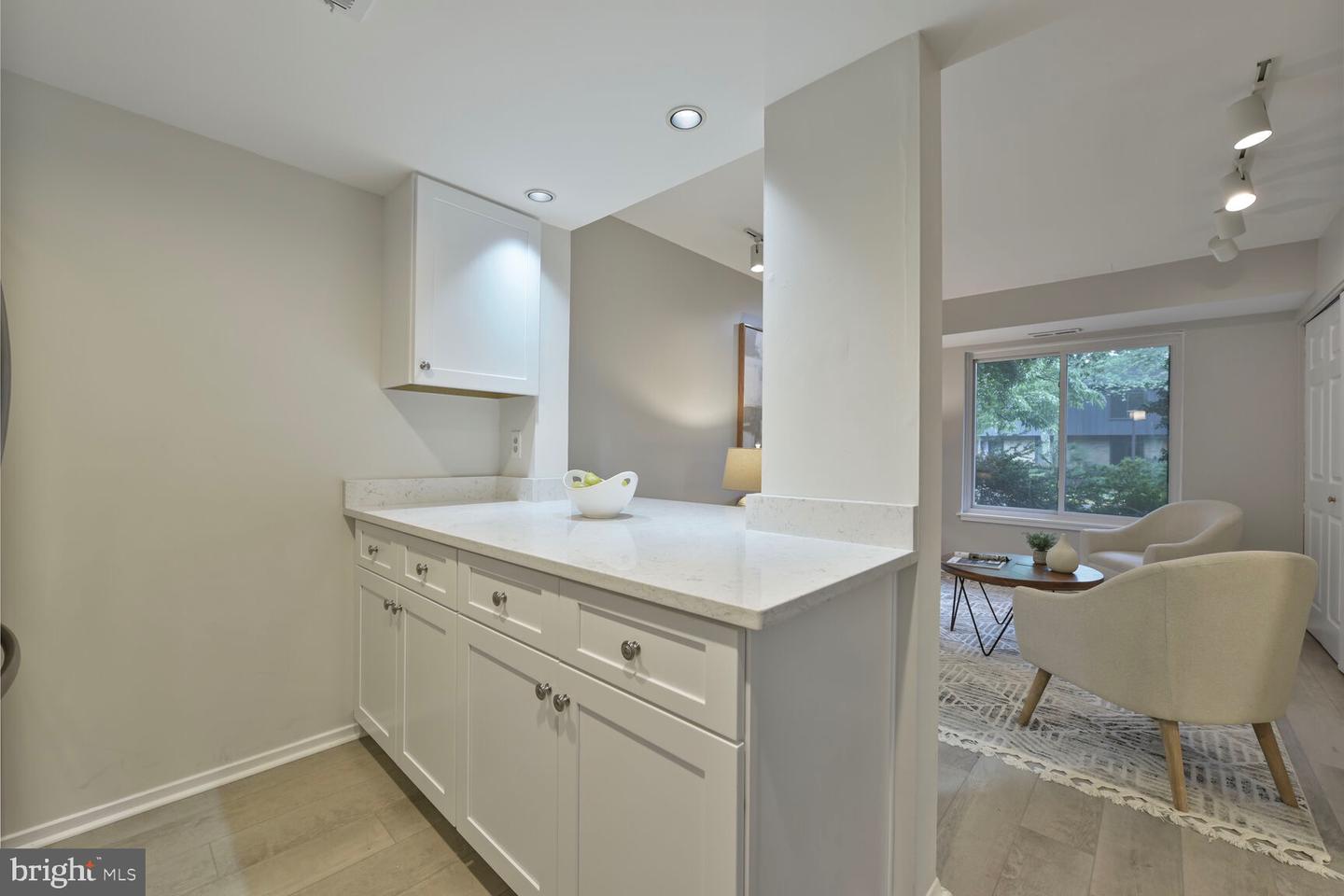 1814 IVY OAK SQ, RESTON, Virginia 20190, 3 Bedrooms Bedrooms, ,2 BathroomsBathrooms,Residential,For sale,1814 IVY OAK SQ,VAFX2247502 MLS # VAFX2247502