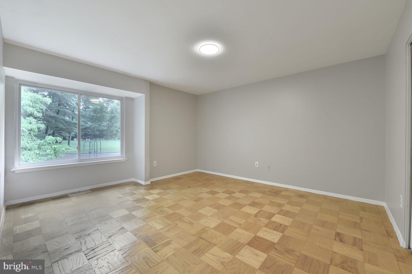1814 IVY OAK SQ, RESTON, Virginia 20190, 3 Bedrooms Bedrooms, ,2 BathroomsBathrooms,Residential,For sale,1814 IVY OAK SQ,VAFX2247502 MLS # VAFX2247502
