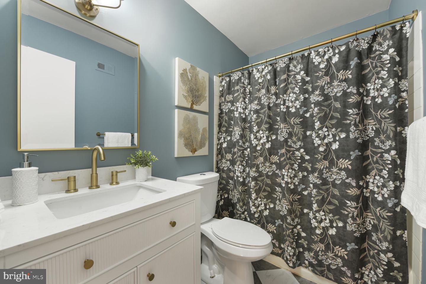 1814 IVY OAK SQ, RESTON, Virginia 20190, 3 Bedrooms Bedrooms, ,2 BathroomsBathrooms,Residential,For sale,1814 IVY OAK SQ,VAFX2247502 MLS # VAFX2247502