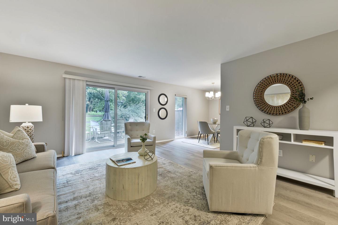 1814 IVY OAK SQ, RESTON, Virginia 20190, 3 Bedrooms Bedrooms, ,2 BathroomsBathrooms,Residential,For sale,1814 IVY OAK SQ,VAFX2247502 MLS # VAFX2247502