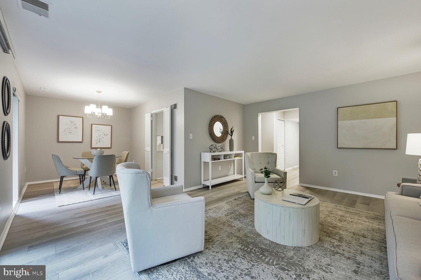 1814 IVY OAK SQ, RESTON, Virginia 20190, 3 Bedrooms Bedrooms, ,2 BathroomsBathrooms,Residential,For sale,1814 IVY OAK SQ,VAFX2247502 MLS # VAFX2247502