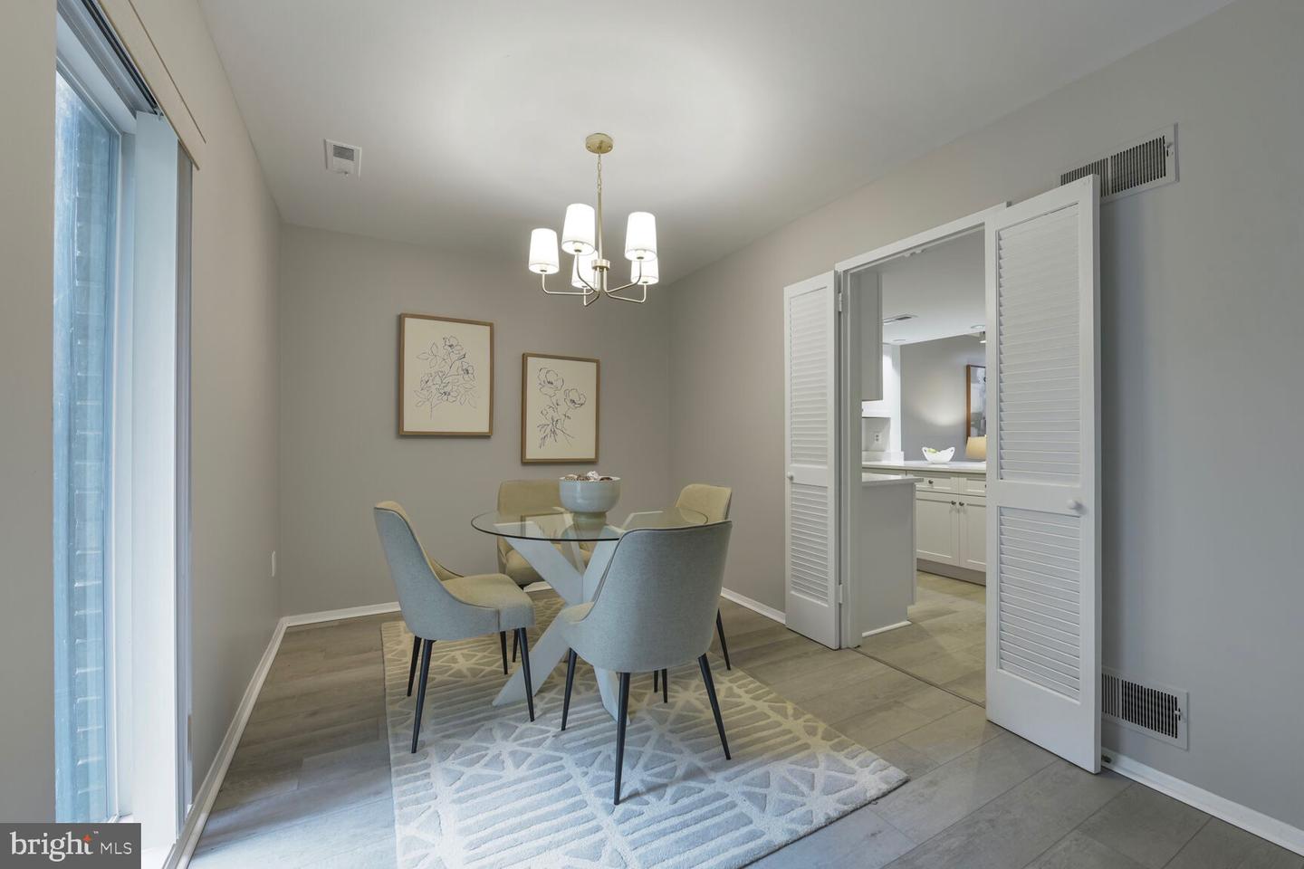 1814 IVY OAK SQ, RESTON, Virginia 20190, 3 Bedrooms Bedrooms, ,2 BathroomsBathrooms,Residential,For sale,1814 IVY OAK SQ,VAFX2247502 MLS # VAFX2247502