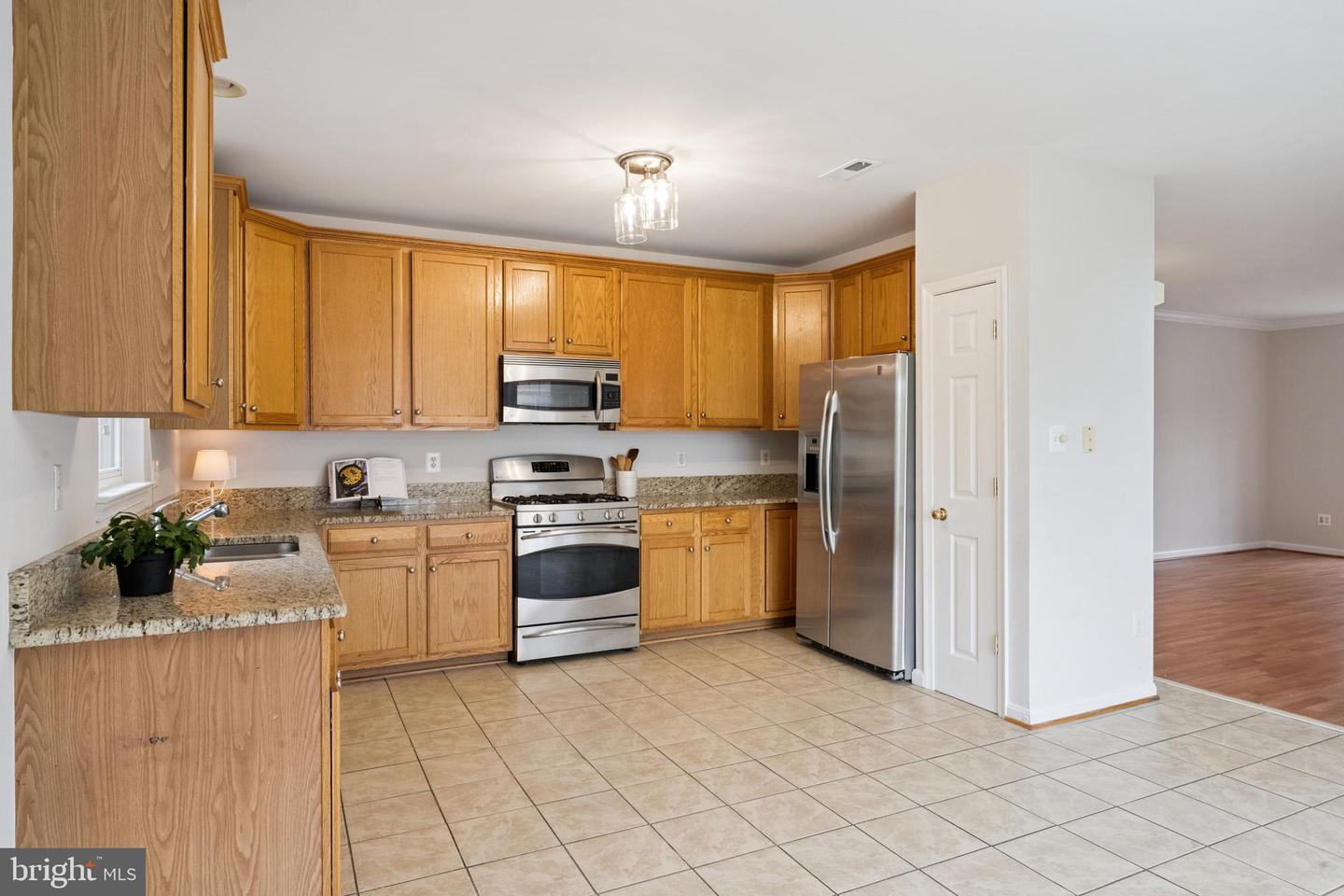 14608 TURARA CT, HAYMARKET, Virginia 20169, 3 Bedrooms Bedrooms, ,2 BathroomsBathrooms,Residential,For sale,14608 TURARA CT,VAPW2097084 MLS # VAPW2097084