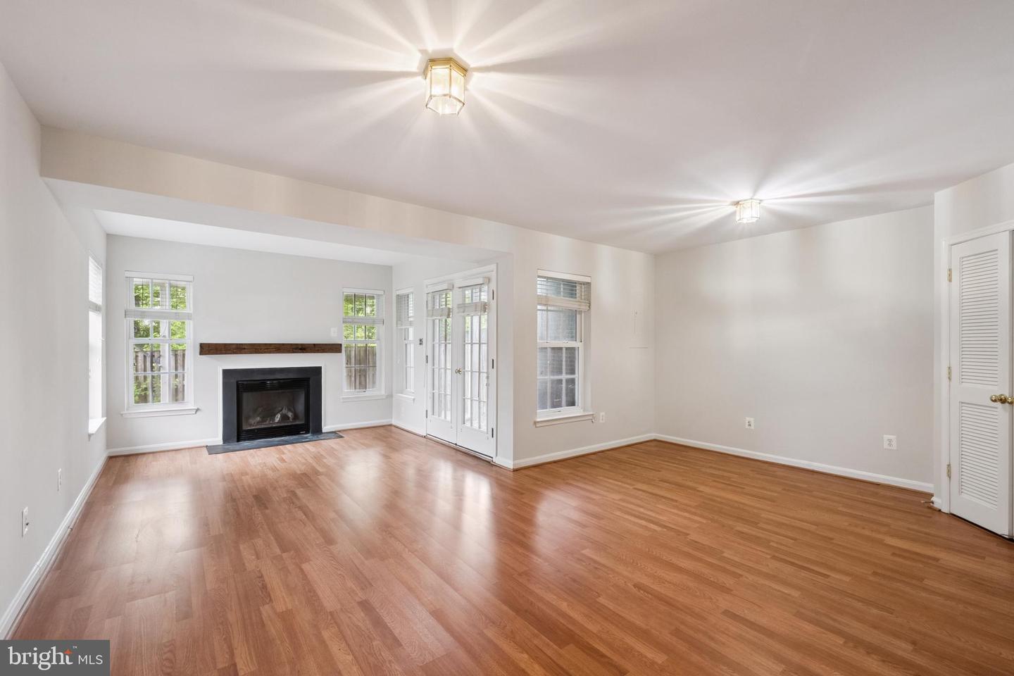 14608 TURARA CT, HAYMARKET, Virginia 20169, 3 Bedrooms Bedrooms, ,2 BathroomsBathrooms,Residential,For sale,14608 TURARA CT,VAPW2097084 MLS # VAPW2097084