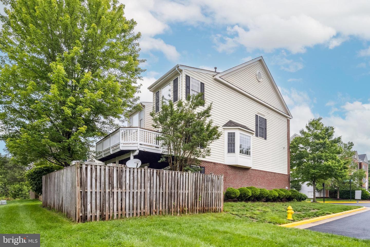 14608 TURARA CT, HAYMARKET, Virginia 20169, 3 Bedrooms Bedrooms, ,2 BathroomsBathrooms,Residential,For sale,14608 TURARA CT,VAPW2097084 MLS # VAPW2097084