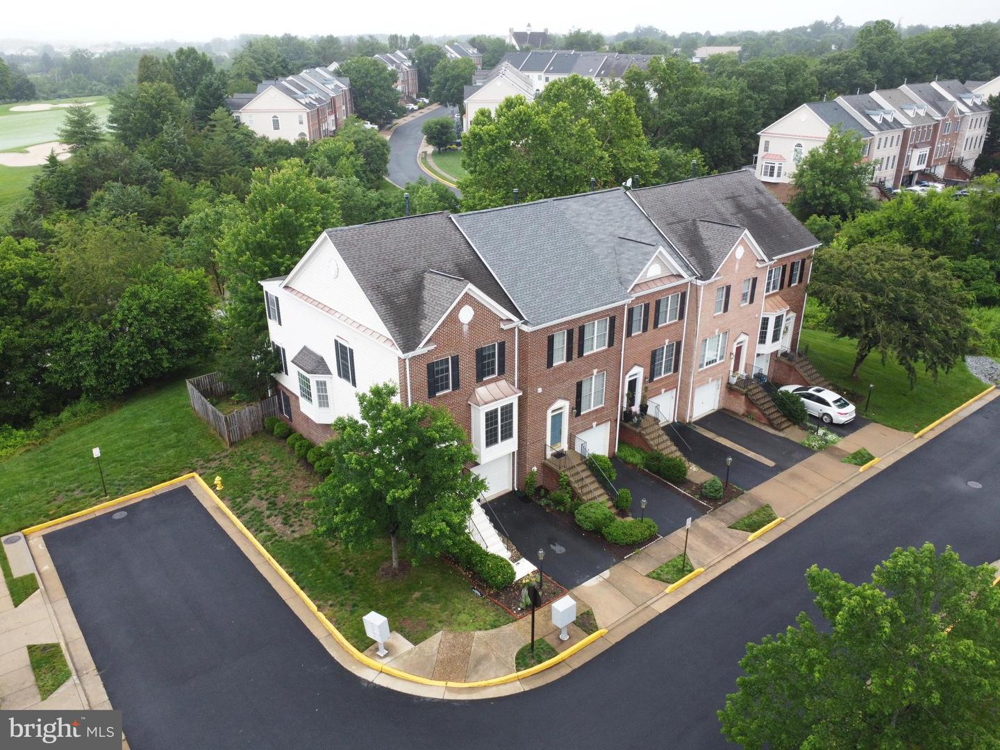 14608 TURARA CT, HAYMARKET, Virginia 20169, 3 Bedrooms Bedrooms, ,2 BathroomsBathrooms,Residential,For sale,14608 TURARA CT,VAPW2097084 MLS # VAPW2097084