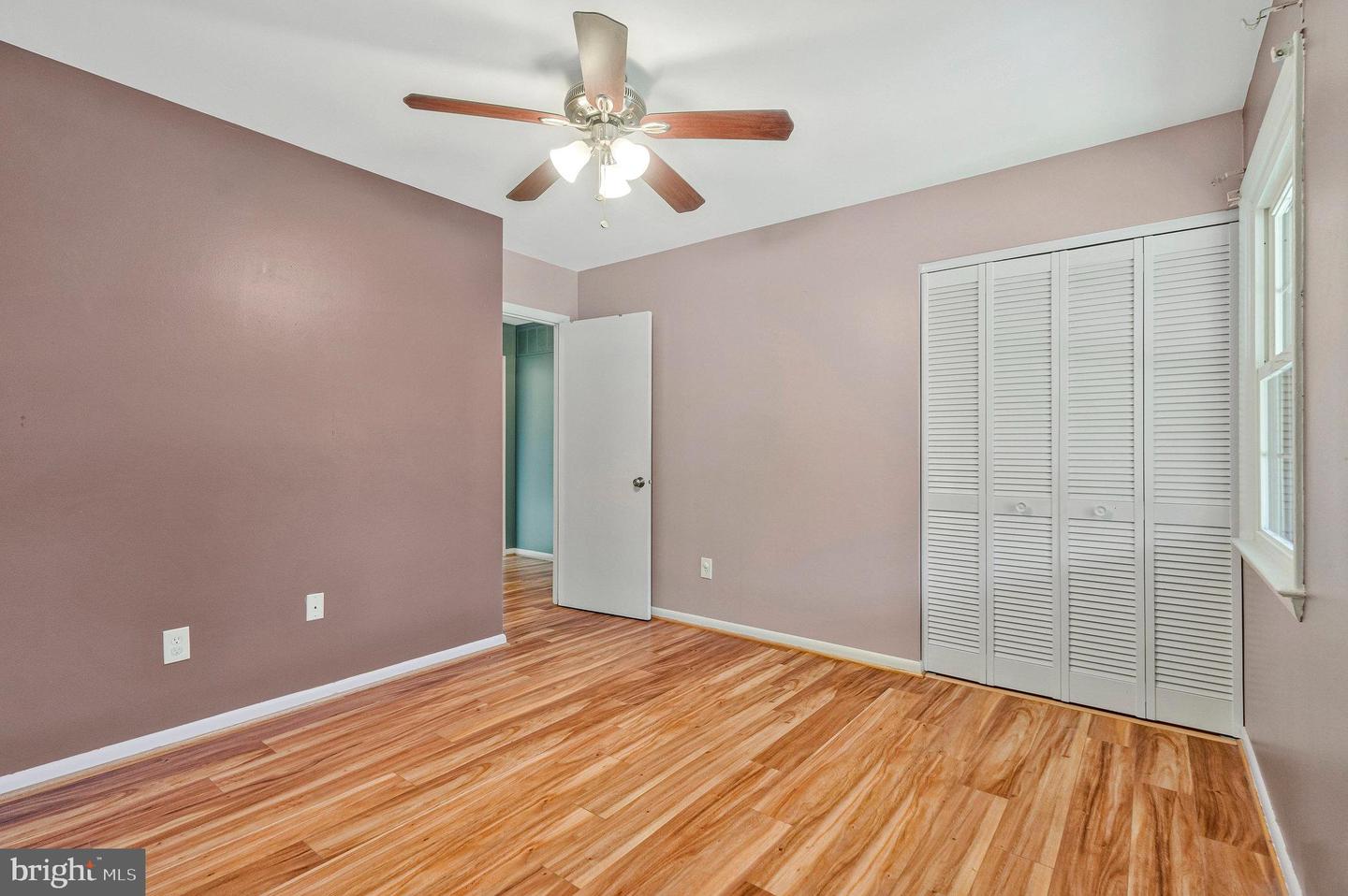 1107 TREESIDE LN, HERNDON, Virginia 20170, 5 Bedrooms Bedrooms, ,2 BathroomsBathrooms,Residential,For sale,1107 TREESIDE LN,VAFX2247662 MLS # VAFX2247662