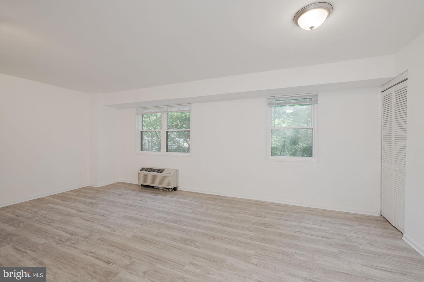 1801 CLYDESDALE PL NW #212, WASHINGTON, District Of Columbia 20009, ,1 BathroomBathrooms,Residential,For sale,1801 CLYDESDALE PL NW #212,DCDC2205906 MLS # DCDC2205906