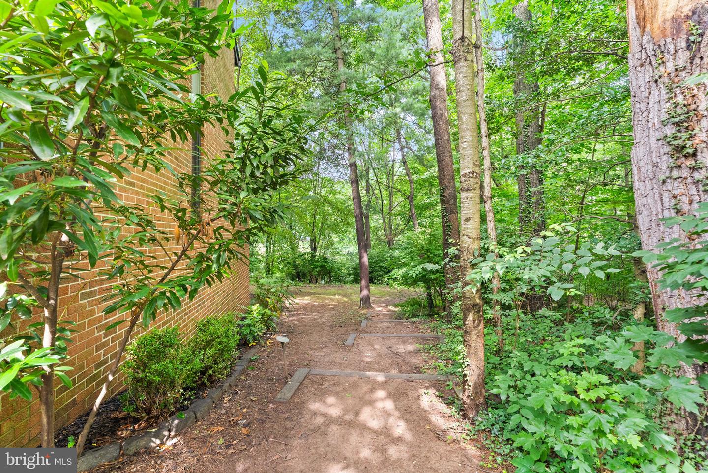 11639 HUNTERS GREEN CT, RESTON, Virginia 20191, 4 Bedrooms Bedrooms, ,3 BathroomsBathrooms,Residential,For sale,11639 HUNTERS GREEN CT,VAFX2247686 MLS # VAFX2247686
