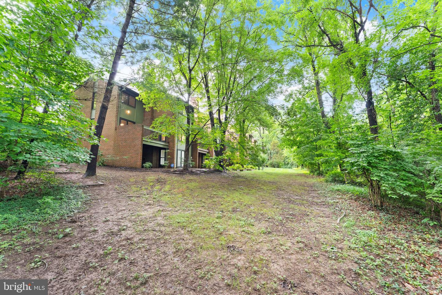 11639 HUNTERS GREEN CT, RESTON, Virginia 20191, 4 Bedrooms Bedrooms, ,3 BathroomsBathrooms,Residential,For sale,11639 HUNTERS GREEN CT,VAFX2247686 MLS # VAFX2247686