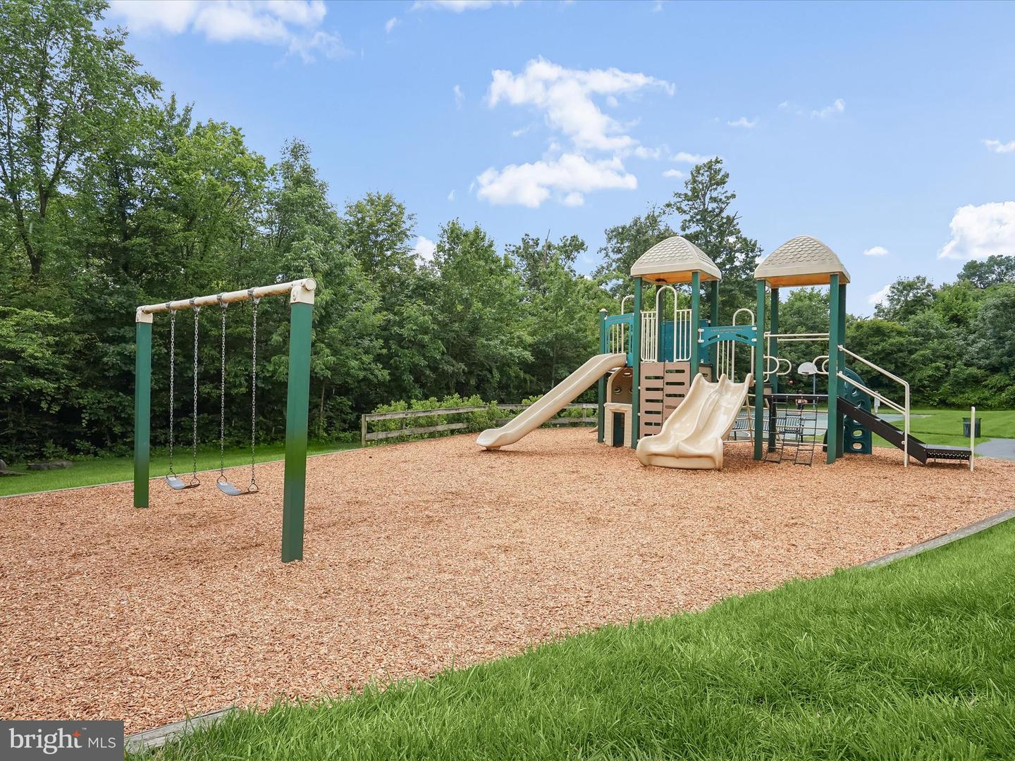 43140 FLING CT, BROADLANDS, Virginia 20148, 4 Bedrooms Bedrooms, ,3 BathroomsBathrooms,Residential,For sale,43140 FLING CT,VALO2099736 MLS # VALO2099736
