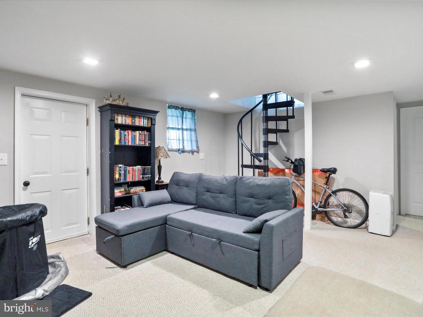 37 AND 41 HEADWATERS RD, CHESTER GAP, Virginia 22623, 5 Bedrooms Bedrooms, ,4 BathroomsBathrooms,Residential,For sale,37 AND 41 HEADWATERS RD,VARP2002142 MLS # VARP2002142