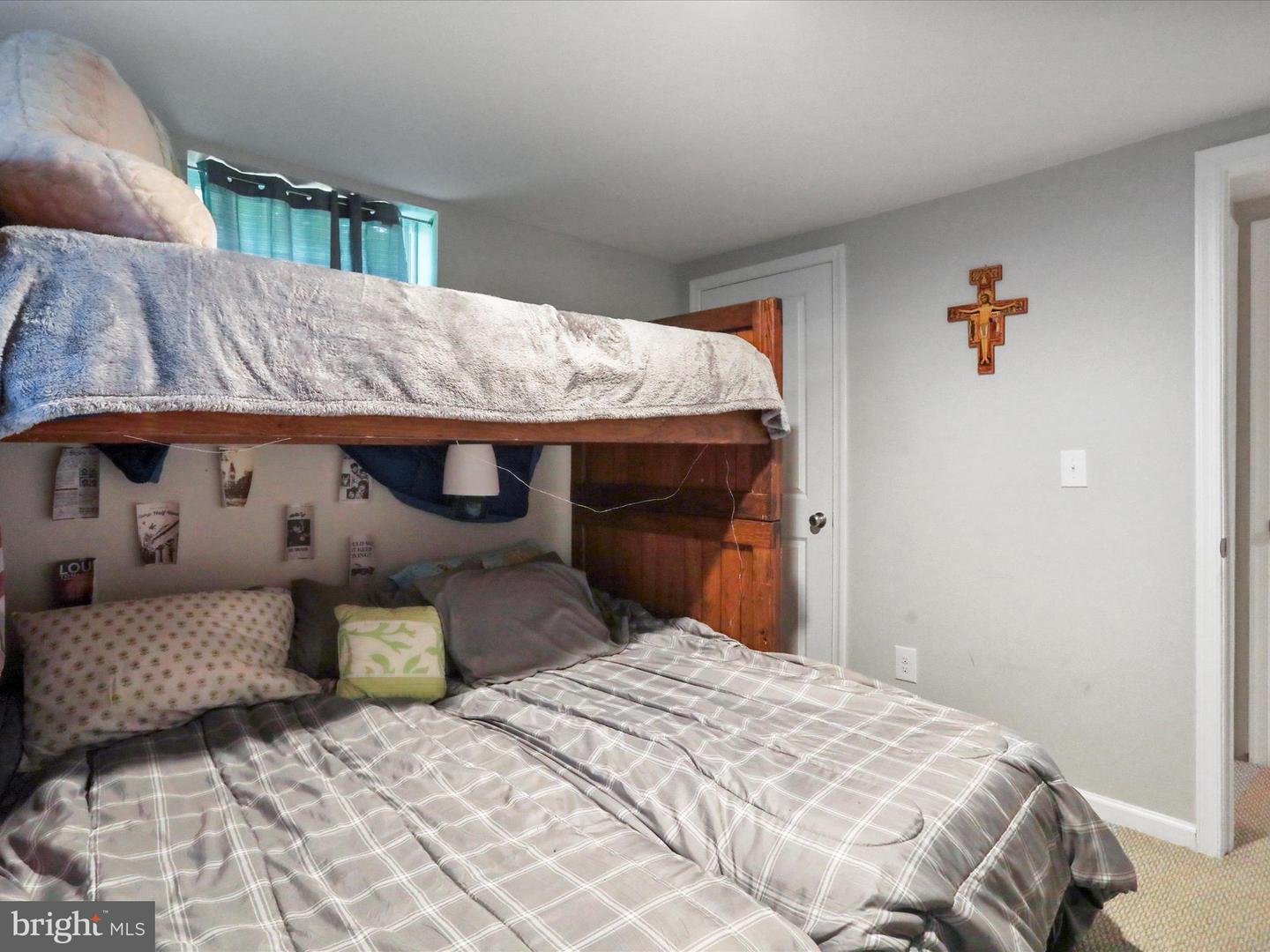37 AND 41 HEADWATERS RD, CHESTER GAP, Virginia 22623, 5 Bedrooms Bedrooms, ,4 BathroomsBathrooms,Residential,For sale,37 AND 41 HEADWATERS RD,VARP2002142 MLS # VARP2002142