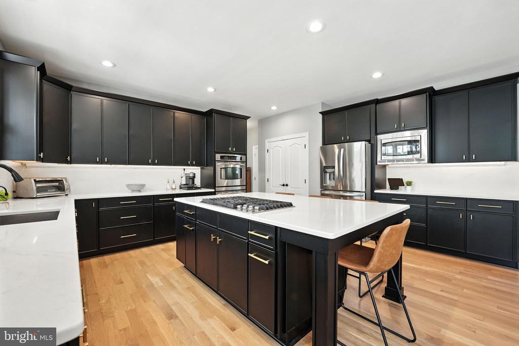 11220 CHIVALRY CHASE LN, SPOTSYLVANIA, Virginia 22551, 4 Bedrooms Bedrooms, ,4 BathroomsBathrooms,Residential,11220 CHIVALRY CHASE LN,VASP2034074 MLS # VASP2034074