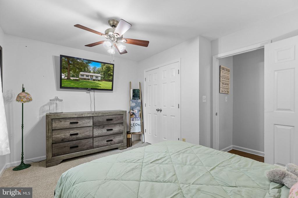 4 PALOMINO CT, SPOTSYLVANIA, Virginia 22551, 3 Bedrooms Bedrooms, ,3 BathroomsBathrooms,Residential,4 PALOMINO CT,VASP2034034 MLS # VASP2034034
