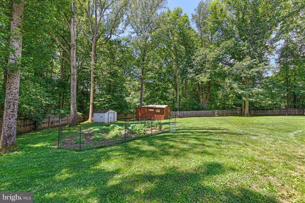 4 PALOMINO CT, SPOTSYLVANIA, Virginia 22551, 3 Bedrooms Bedrooms, ,3 BathroomsBathrooms,Residential,4 PALOMINO CT,VASP2034034 MLS # VASP2034034
