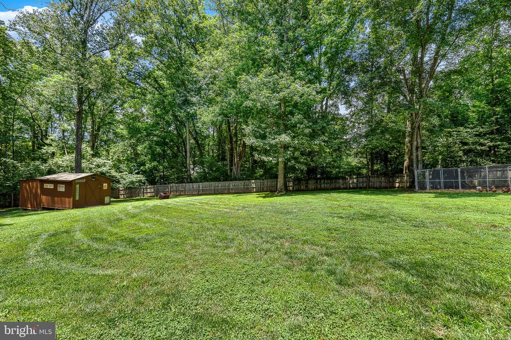 4 PALOMINO CT, SPOTSYLVANIA, Virginia 22551, 3 Bedrooms Bedrooms, ,3 BathroomsBathrooms,Residential,4 PALOMINO CT,VASP2034034 MLS # VASP2034034