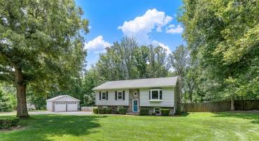 4 PALOMINO CT, SPOTSYLVANIA, Virginia 22551, 3 Bedrooms Bedrooms, ,3 BathroomsBathrooms,Residential,4 PALOMINO CT,VASP2034034 MLS # VASP2034034