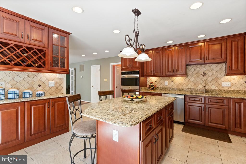 8107 WATERFORD DR, SPOTSYLVANIA, Virginia 22551, 5 Bedrooms Bedrooms, ,4 BathroomsBathrooms,Residential,8107 WATERFORD DR,VASP2034038 MLS # VASP2034038