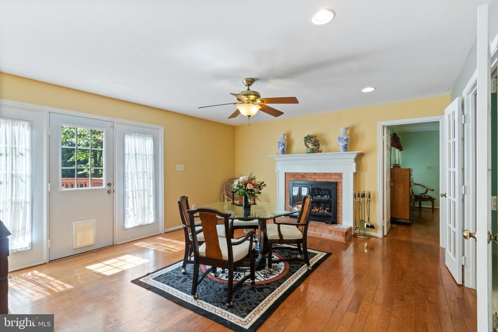 8107 WATERFORD DR, SPOTSYLVANIA, Virginia 22551, 5 Bedrooms Bedrooms, ,4 BathroomsBathrooms,Residential,8107 WATERFORD DR,VASP2034038 MLS # VASP2034038