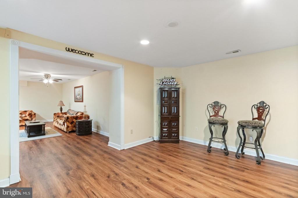 8107 WATERFORD DR, SPOTSYLVANIA, Virginia 22551, 5 Bedrooms Bedrooms, ,4 BathroomsBathrooms,Residential,8107 WATERFORD DR,VASP2034038 MLS # VASP2034038