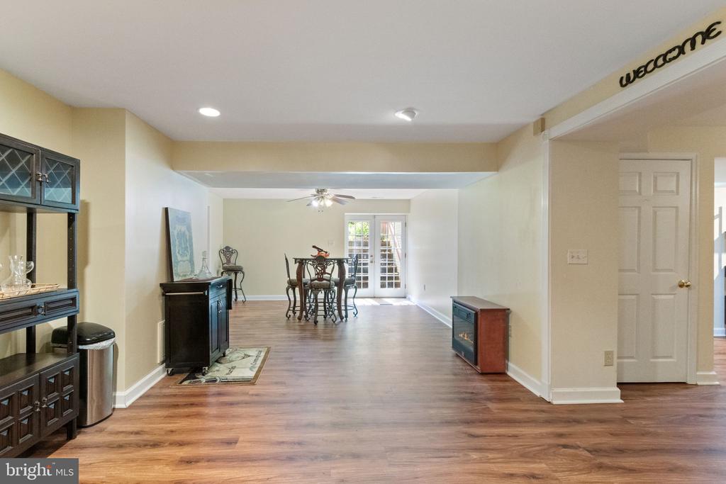 8107 WATERFORD DR, SPOTSYLVANIA, Virginia 22551, 5 Bedrooms Bedrooms, ,4 BathroomsBathrooms,Residential,8107 WATERFORD DR,VASP2034038 MLS # VASP2034038