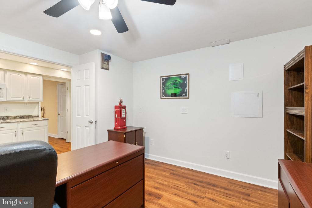8107 WATERFORD DR, SPOTSYLVANIA, Virginia 22551, 5 Bedrooms Bedrooms, ,4 BathroomsBathrooms,Residential,8107 WATERFORD DR,VASP2034038 MLS # VASP2034038