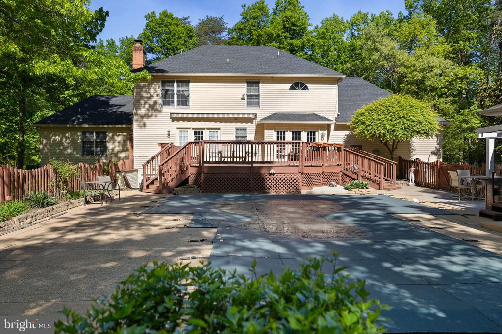 8107 WATERFORD DR, SPOTSYLVANIA, Virginia 22551, 5 Bedrooms Bedrooms, ,4 BathroomsBathrooms,Residential,8107 WATERFORD DR,VASP2034038 MLS # VASP2034038