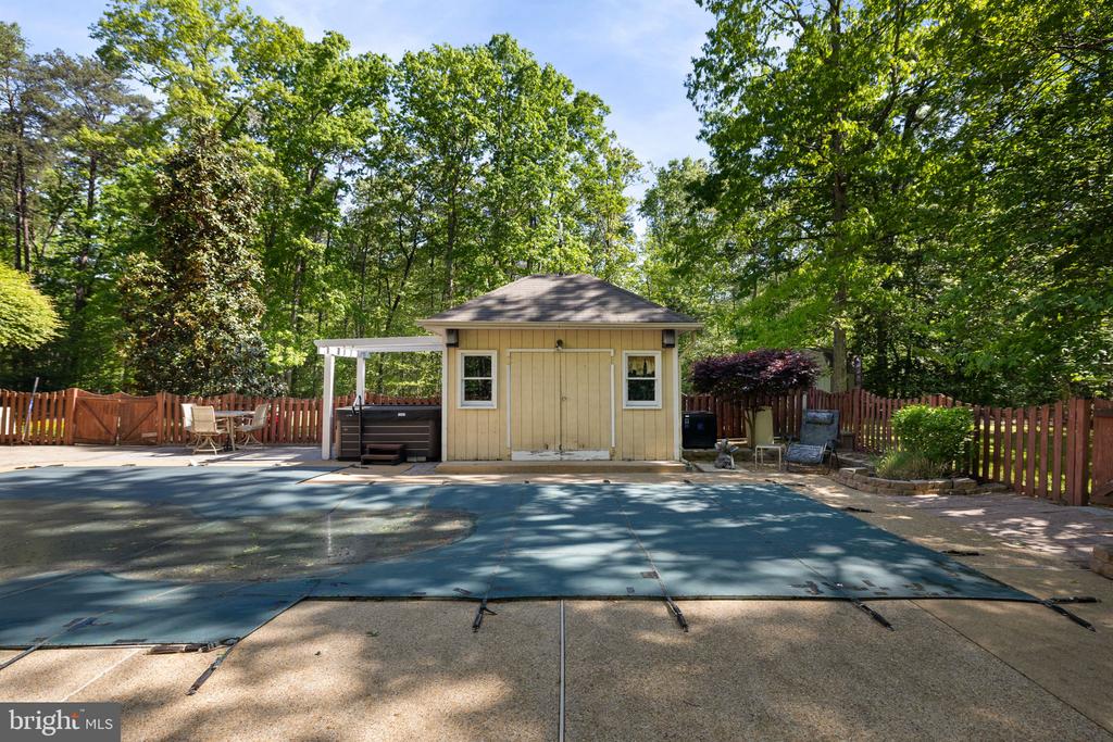 8107 WATERFORD DR, SPOTSYLVANIA, Virginia 22551, 5 Bedrooms Bedrooms, ,4 BathroomsBathrooms,Residential,8107 WATERFORD DR,VASP2034038 MLS # VASP2034038
