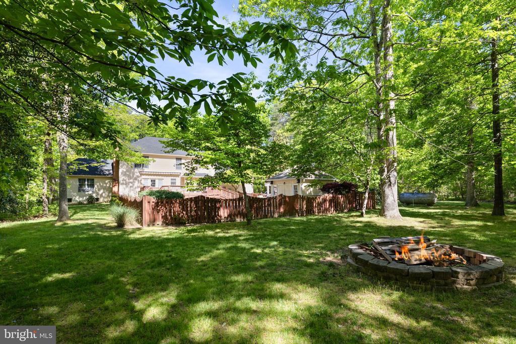 8107 WATERFORD DR, SPOTSYLVANIA, Virginia 22551, 5 Bedrooms Bedrooms, ,4 BathroomsBathrooms,Residential,8107 WATERFORD DR,VASP2034038 MLS # VASP2034038