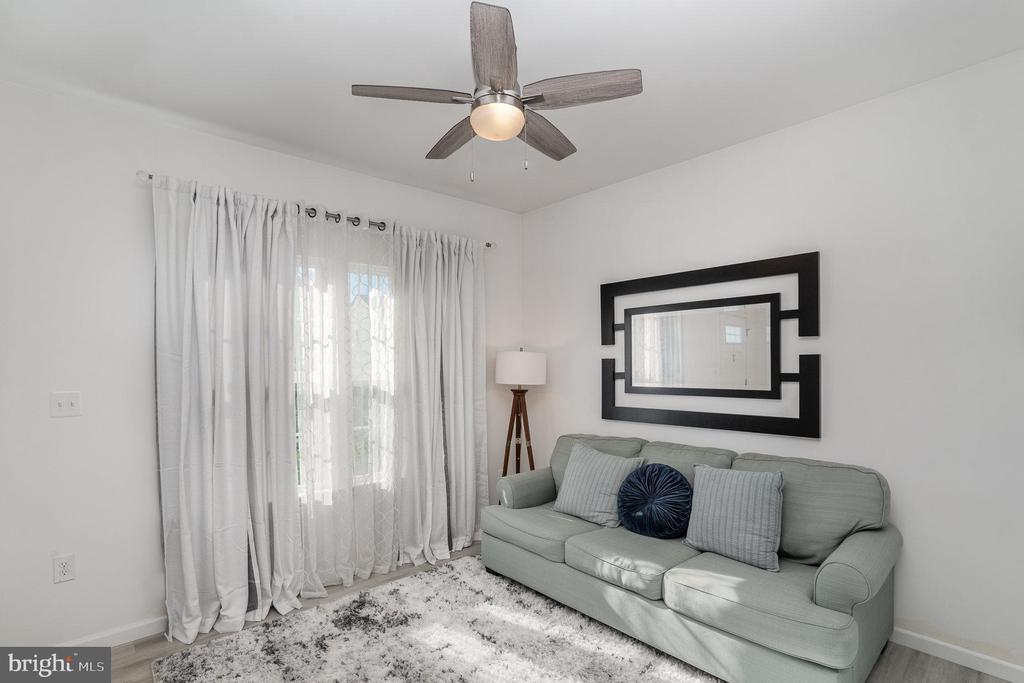 9523 FALL HAVEN RD, FREDERICKSBURG, Virginia 22407, 4 Bedrooms Bedrooms, ,2 BathroomsBathrooms,Residential,9523 FALL HAVEN RD,VASP2034086 MLS # VASP2034086