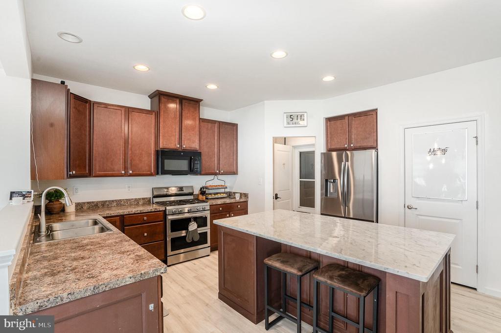 9523 FALL HAVEN RD, FREDERICKSBURG, Virginia 22407, 4 Bedrooms Bedrooms, ,2 BathroomsBathrooms,Residential,9523 FALL HAVEN RD,VASP2034086 MLS # VASP2034086