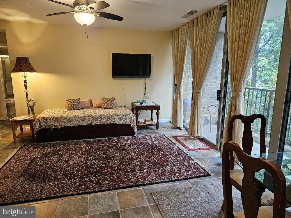 4420 BRIARWOOD CT N #24, ANNANDALE, Virginia 22003, 1 Bedroom Bedrooms, ,1 BathroomBathrooms,Residential,For sale,4420 BRIARWOOD CT N #24,VAFX2247858 MLS # VAFX2247858