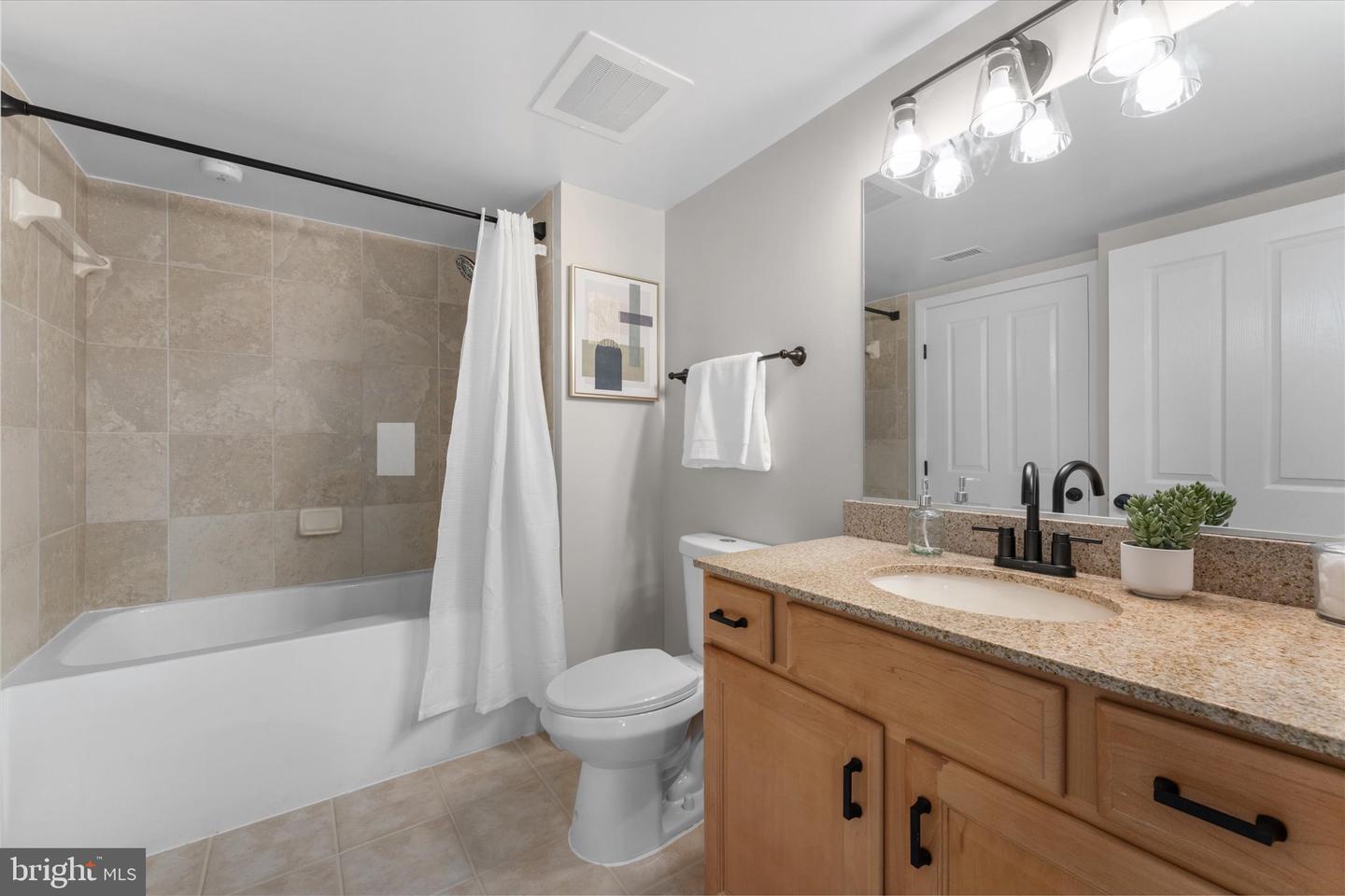1205 N GARFIELD ST #711, ARLINGTON, Virginia 22201, 1 Bedroom Bedrooms, ,1 BathroomBathrooms,Residential,For sale,1205 N GARFIELD ST #711,VAAR2059330 MLS # VAAR2059330