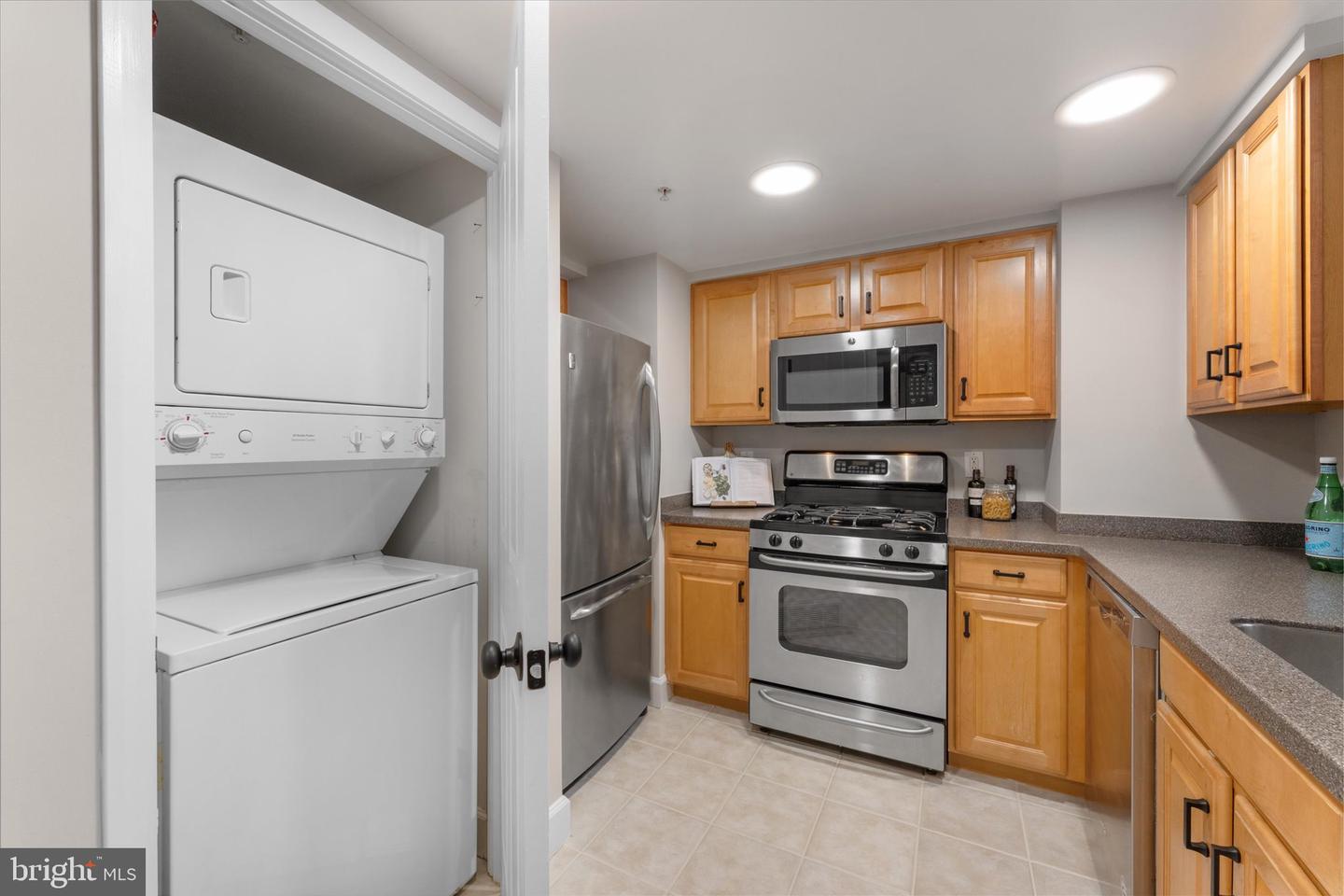 1205 N GARFIELD ST #711, ARLINGTON, Virginia 22201, 1 Bedroom Bedrooms, ,1 BathroomBathrooms,Residential,For sale,1205 N GARFIELD ST #711,VAAR2059330 MLS # VAAR2059330