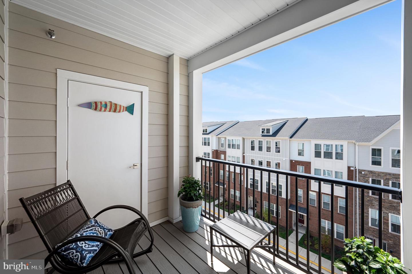 750 MOUNT AIRY TER NE #402, LEESBURG, Virginia 20176, 2 Bedrooms Bedrooms, ,2 BathroomsBathrooms,Residential,For sale,750 MOUNT AIRY TER NE #402,VALO2099826 MLS # VALO2099826
