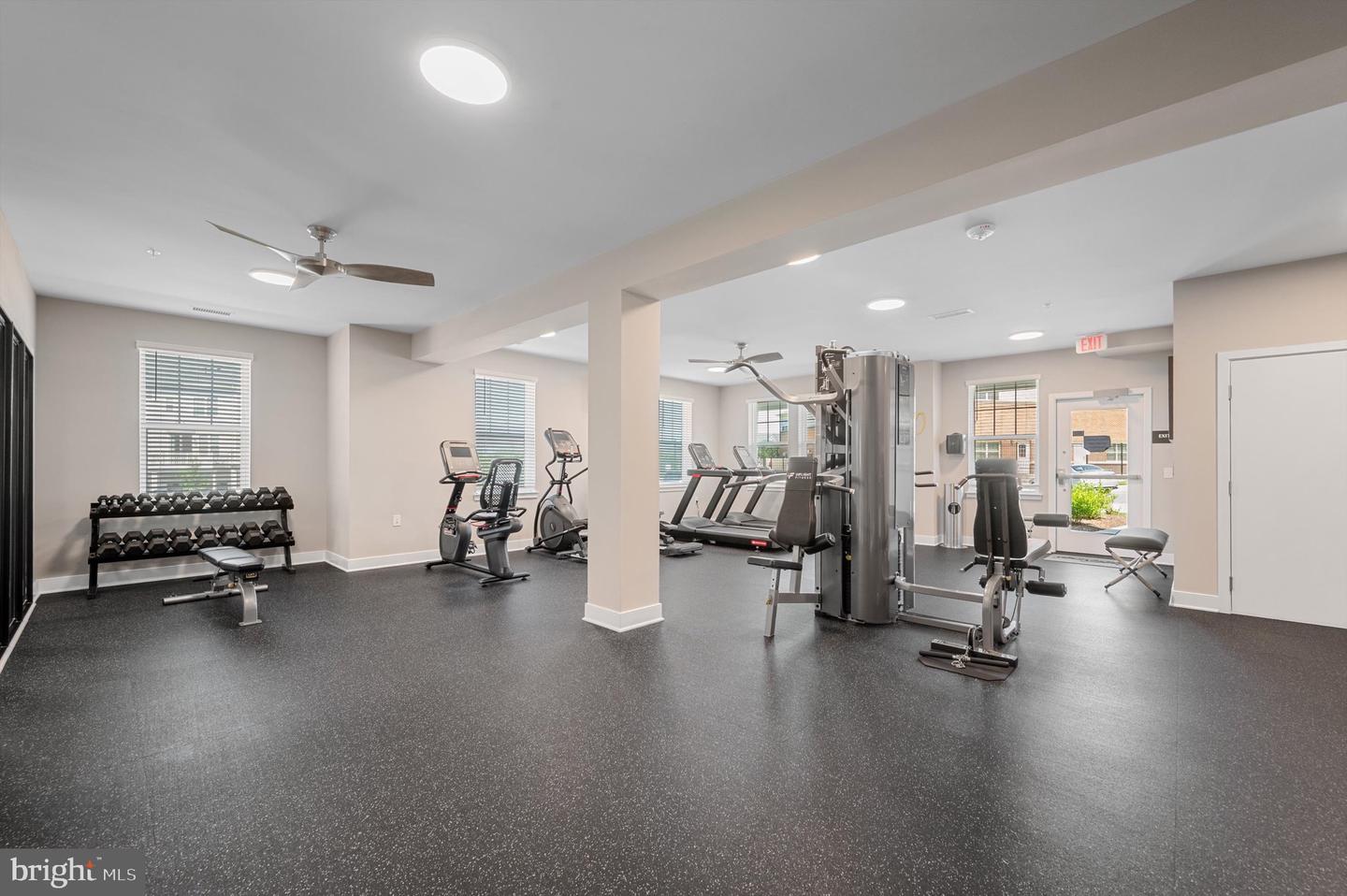 750 MOUNT AIRY TER NE #402, LEESBURG, Virginia 20176, 2 Bedrooms Bedrooms, ,2 BathroomsBathrooms,Residential,For sale,750 MOUNT AIRY TER NE #402,VALO2099826 MLS # VALO2099826