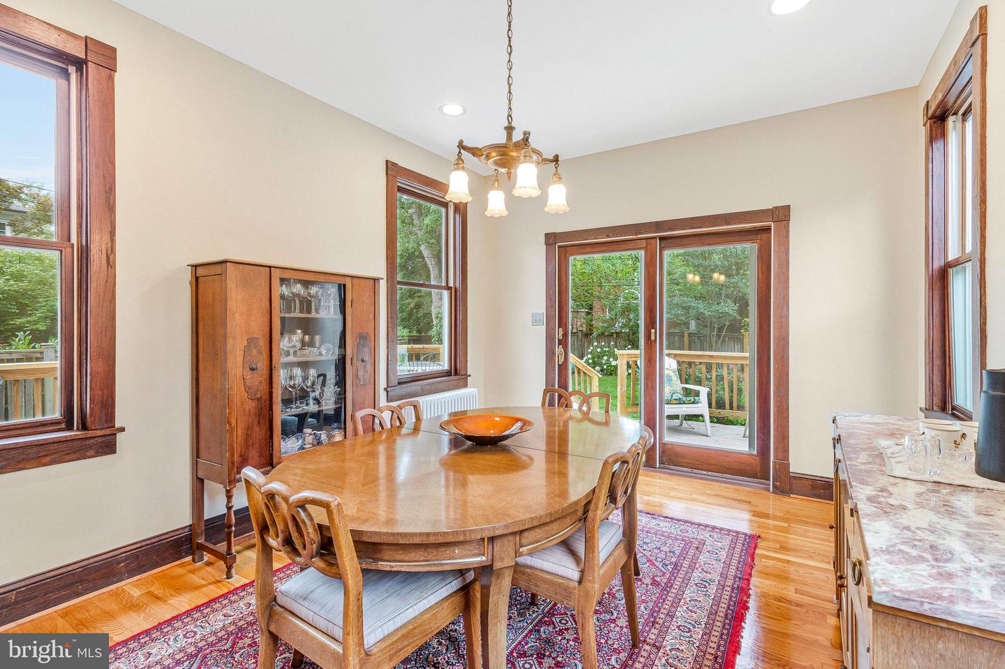17 CEDAR ST, ALEXANDRIA, Virginia 22301, 4 Bedrooms Bedrooms, ,2 BathroomsBathrooms,Residential,For sale,17 CEDAR ST,VAAX2046628 MLS # VAAX2046628
